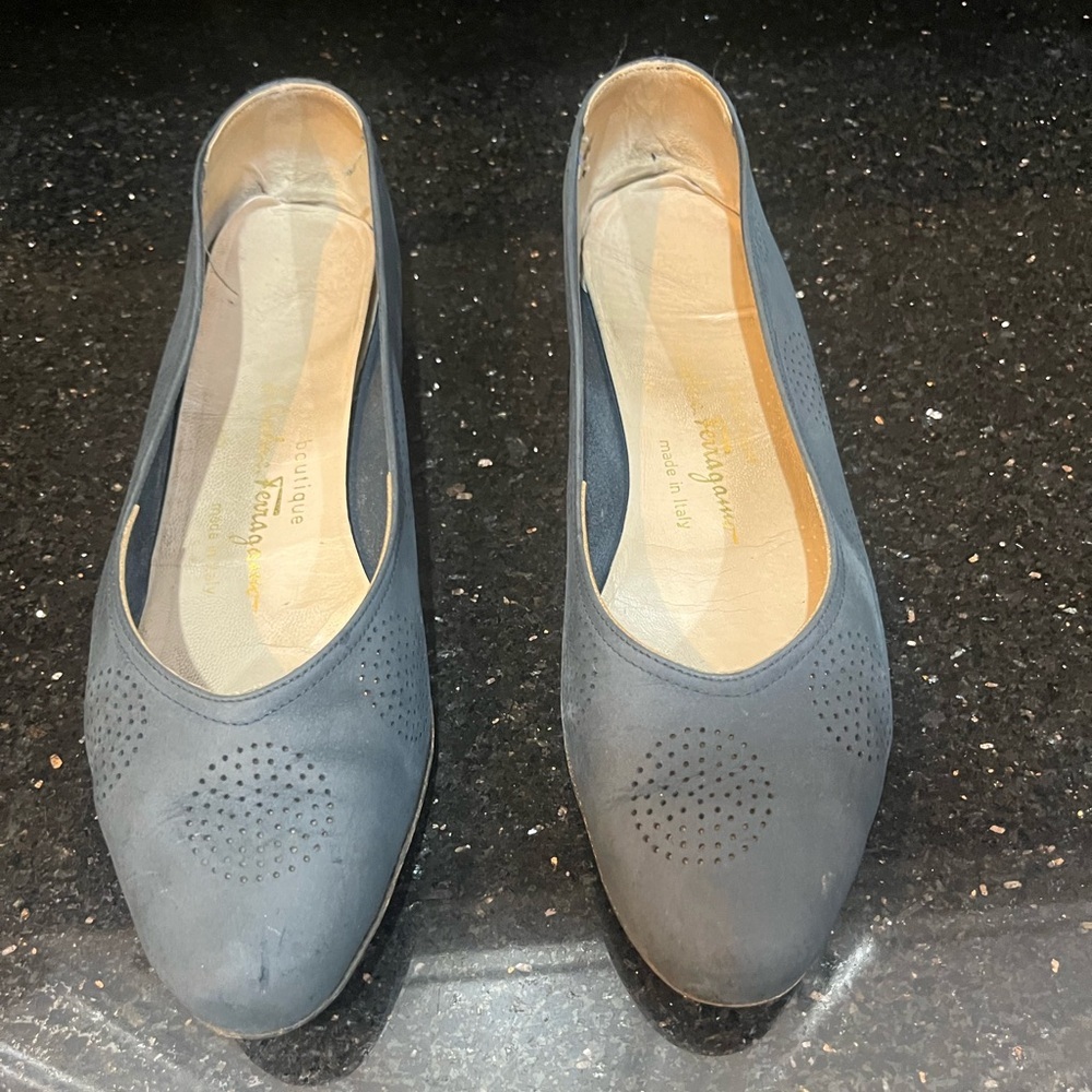 Elegant Navy Women's Ballet Flats